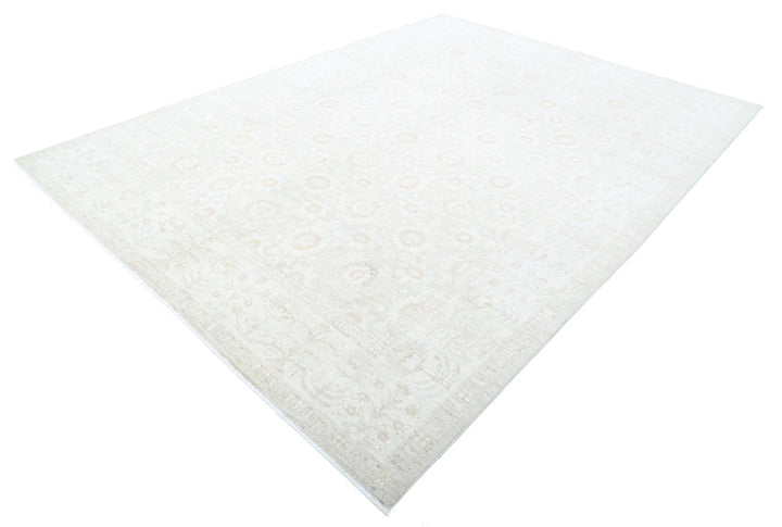 Serenity 8’ 8″ x 11’ 8″ - No. AV22567 - ALRUG Rug Store