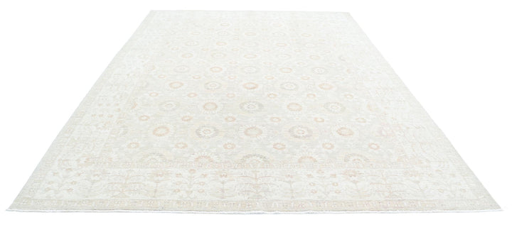 Serenity 8’ 8″ x 11’ 8″ - No. AV22567 - ALRUG Rug Store