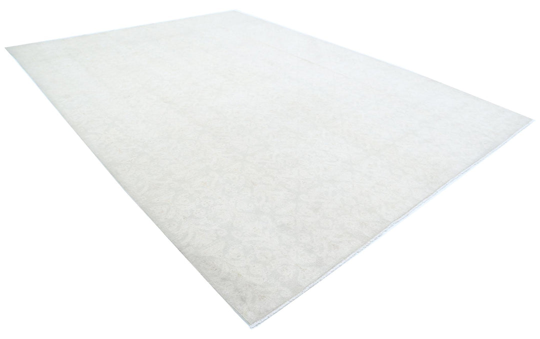 Serenity 10’ 1″ x 13’ 8″ - No. AV26785 - ALRUG Rug Store