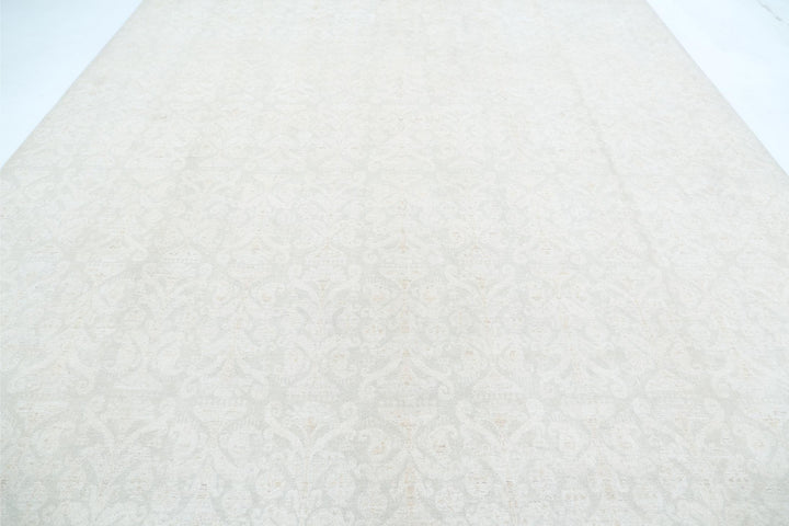 Serenity 10’ 1″ x 13’ 8″ - No. AV26785 - ALRUG Rug Store