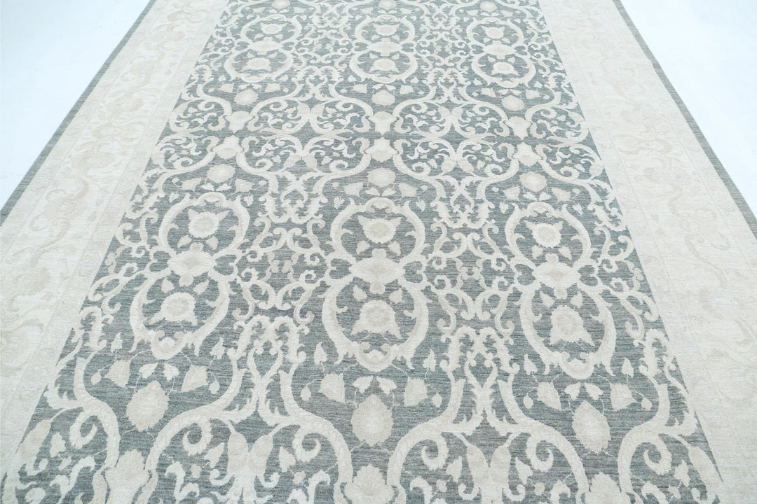 Serenity 8’ 9″ x 12’ 6″ - No. AV16266 - ALRUG Rug Store