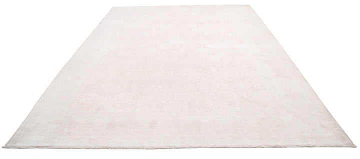Serenity 9’ 1″ x 12’ 3″ - No. AV40829 - ALRUG Rug Store