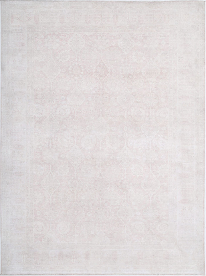 Serenity 9’ 1″ x 12’ 3″ - No. AV40829 - ALRUG Rug Store