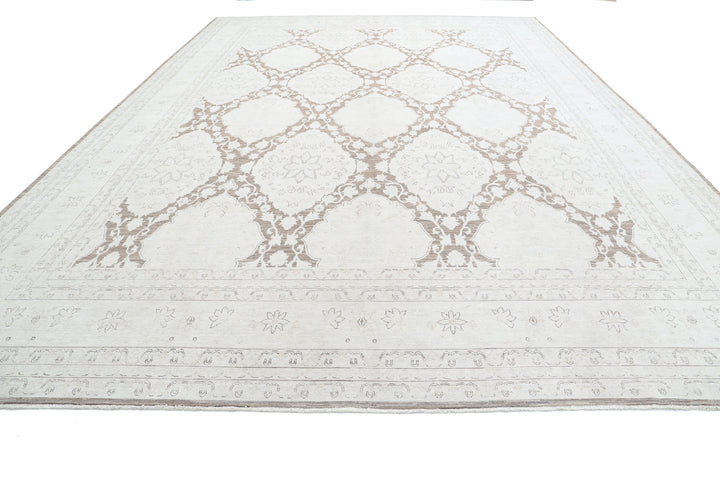 Serenity 13’ 0″ x 17’ 6″ - No. AV22146 - ALRUG Rug Store