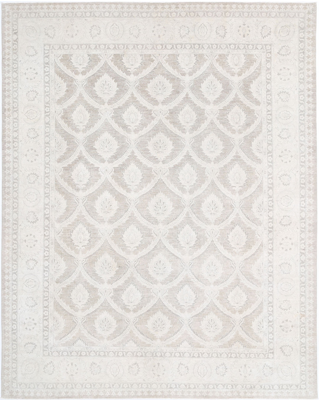Serenity 11’ 11” x 15’ 2″ - No. AV41962 - ALRUG Rug Store