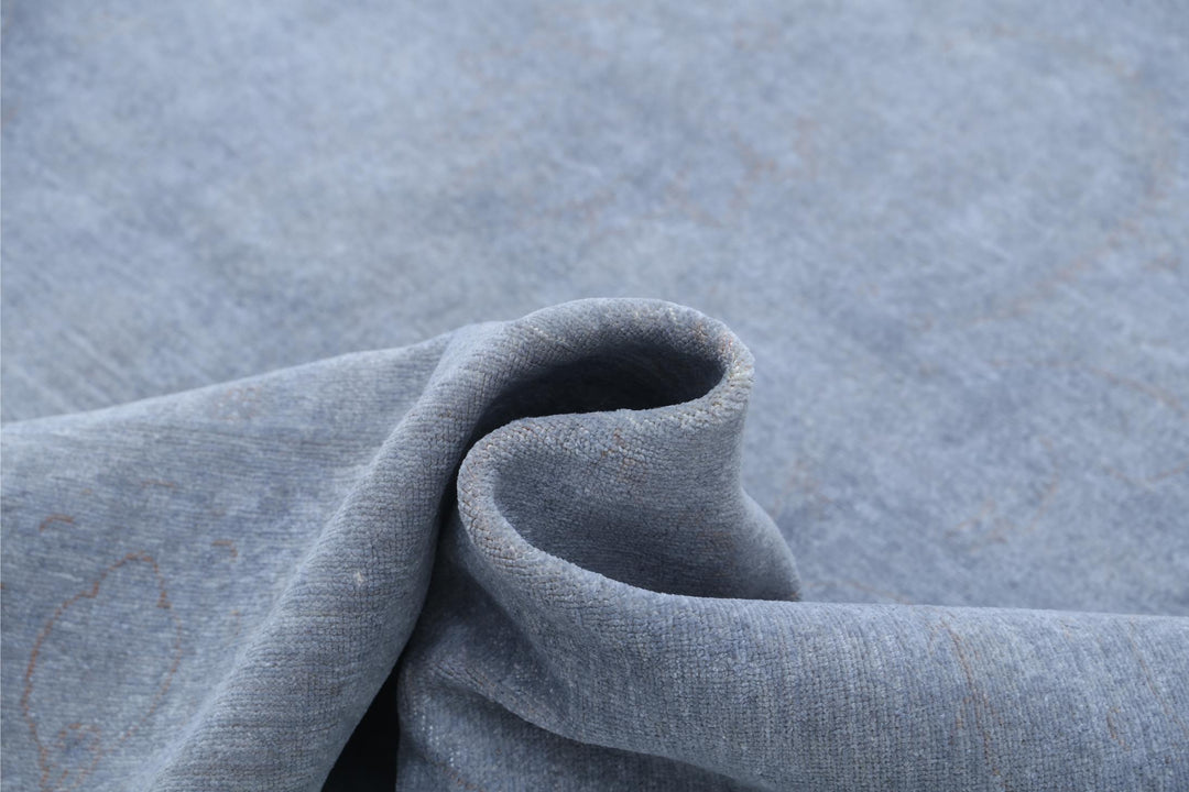 Overdye 7’ 11” x 10’ 3″ - No. AV26011 - ALRUG Rug Store