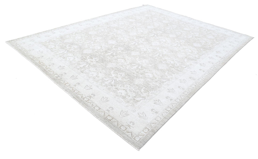 Serenity 8’ 9″ x 11’ 8″ - No. AV83579 - ALRUG Rug Store