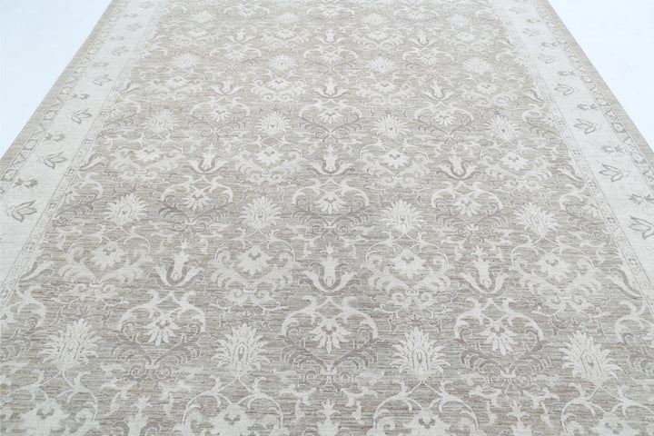 Serenity 8’ 9″ x 11’ 8″ - No. AV83579 - ALRUG Rug Store