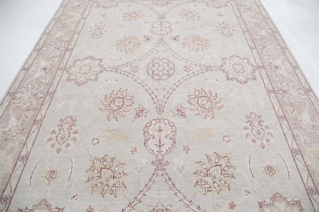 Serenity 8’ 3″ x 10’ 10” - No. AV36803 - ALRUG Rug Store