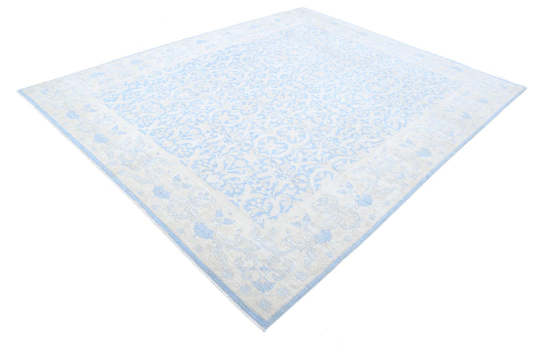 Serenity 8’ 0″ x 9’ 10” - No. AV91507 - ALRUG Rug Store