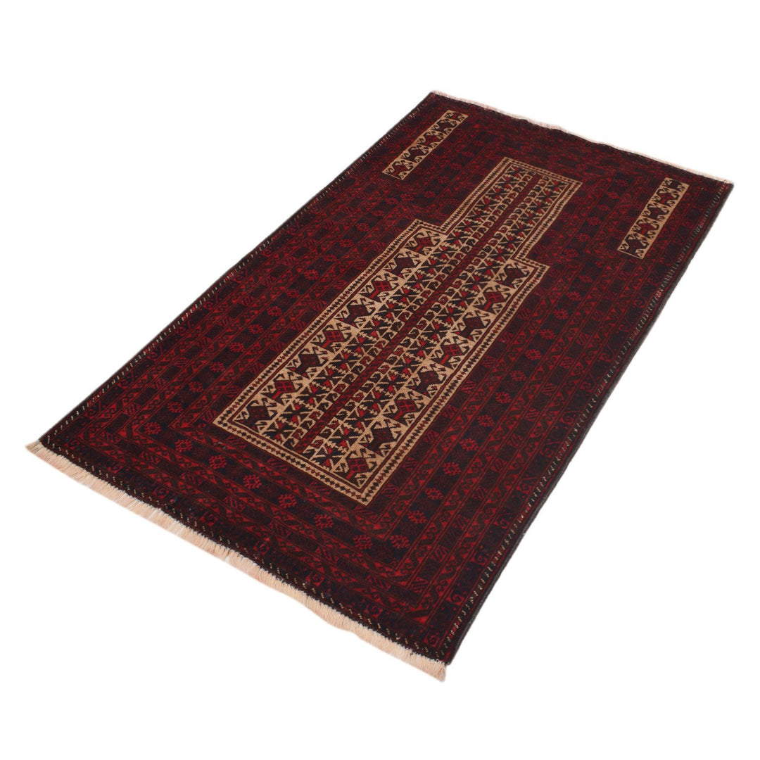 Prayer Rug 2' 6" x 4' 8" - No. AL28181