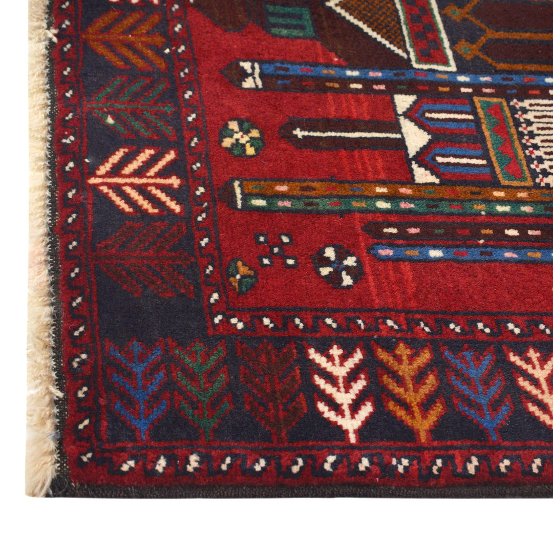 Prayer Rug 2' 9" x 4' 5" - No. AL94119