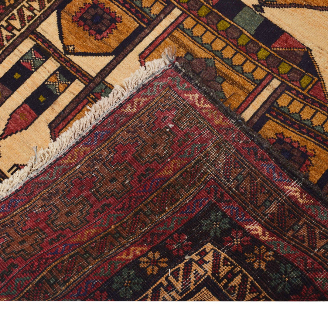 Prayer Rug 2' 8" x 4' 6" - No. AL63419
