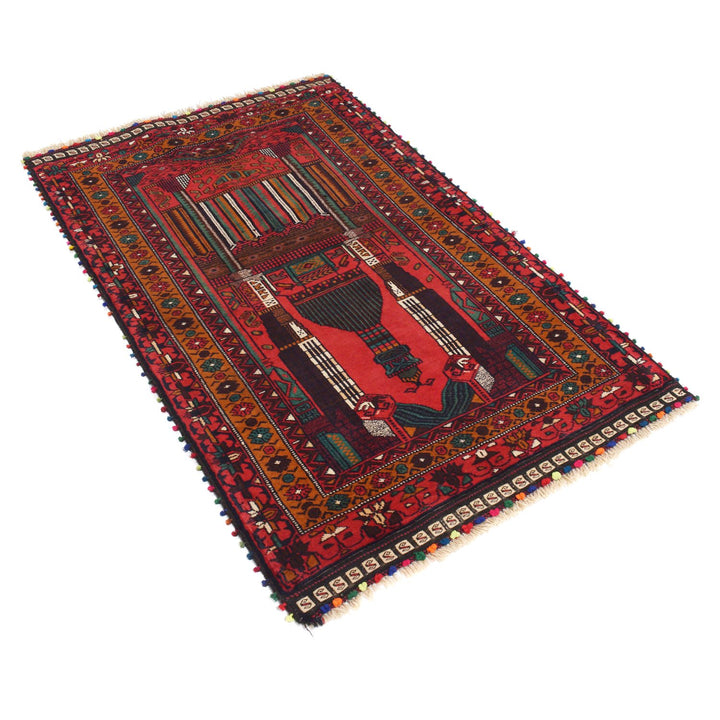 Prayer Rug 2' 9" x 4' 6" - No. AL57089
