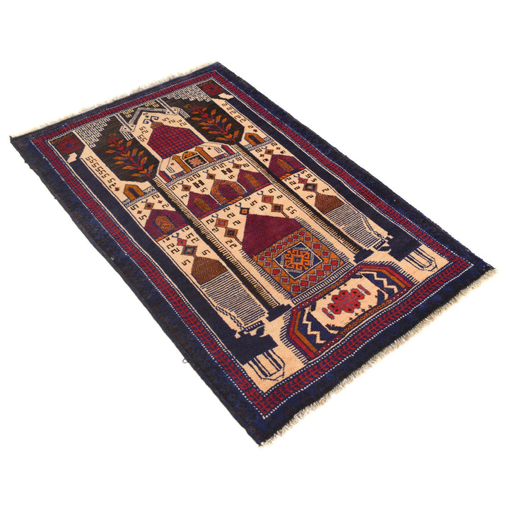 Prayer Rug 2' 8" x 4' 4" - No. AL37822