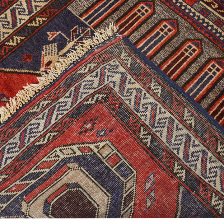 Prayer Rug 2' 8" x 4' 2" - No. AL79035