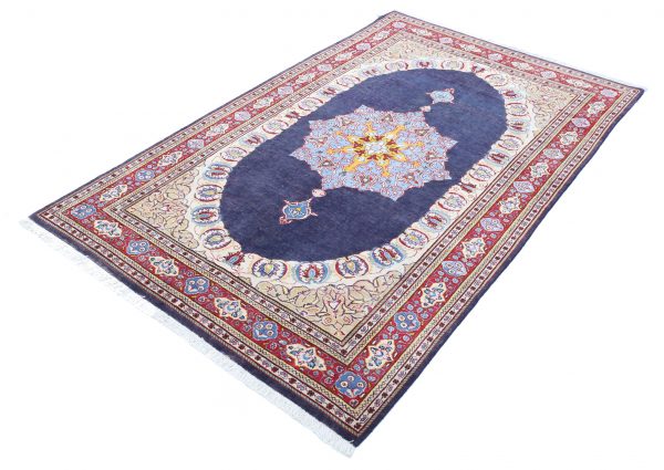 Kashan 4’ 4″ x 7’ 3″ - No. AV59067