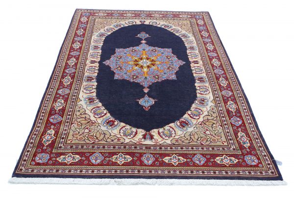 Kashan 4’ 4″ x 7’ 3″ - No. AV59067