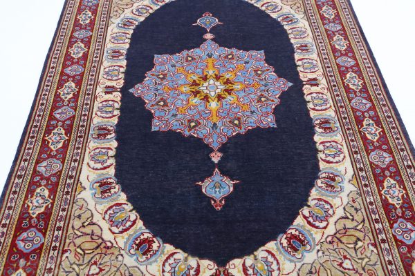 Kashan 4’ 4″ x 7’ 3″ - No. AV59067