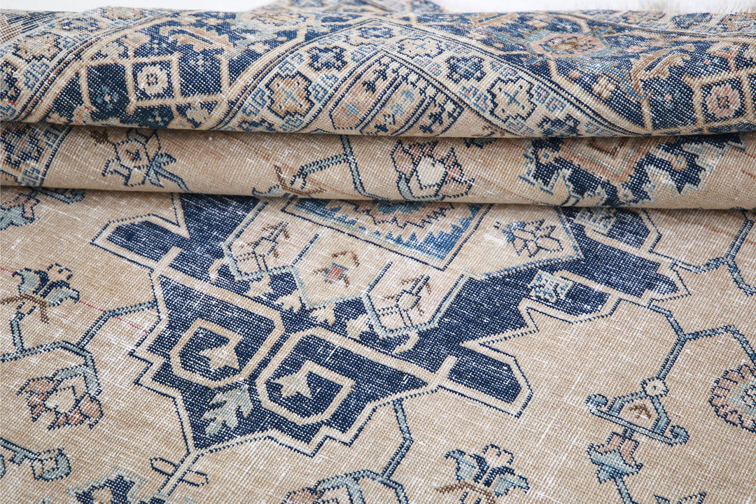 Vintage Persian 4’ 5″ x 6’ 3″ - No. AV99309 - ALRUG Rug Store