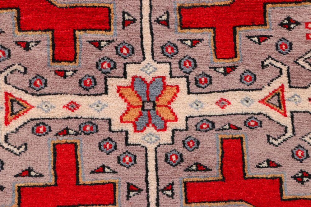 Caucasian 2' 1 x 3' 1 - No. 27364 - ALRUG Rug Store