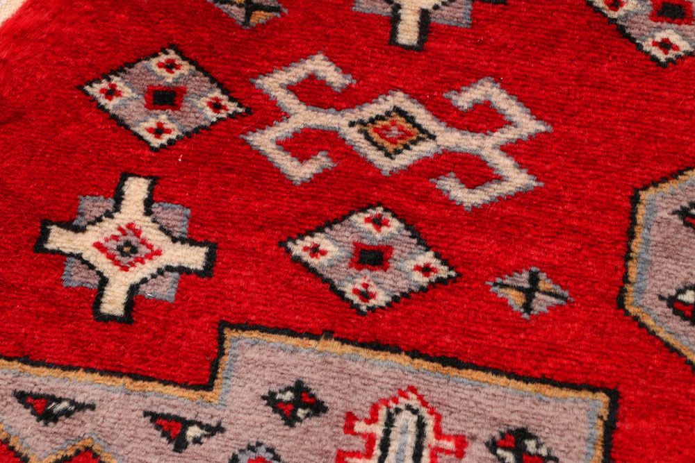 Caucasian 2' 1 x 3' 1 - No. 27364 - ALRUG Rug Store