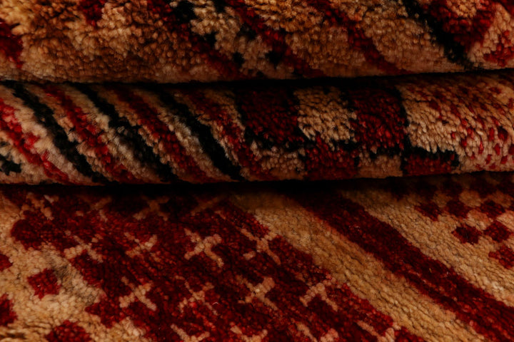 Multi Colored Gabbeh 3' 1 x 5' 1 - No. 34007 - ALRUG Rug Store