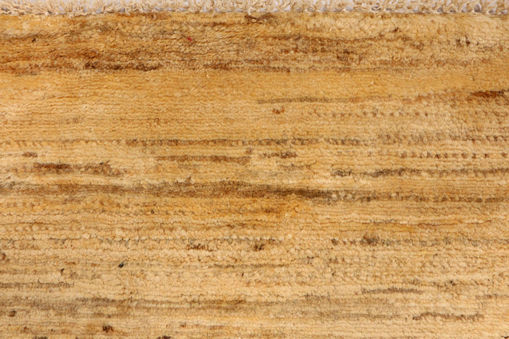 Navajo White Gabbeh 2' 11 x 5' 1 - No. 34085 - ALRUG Rug Store