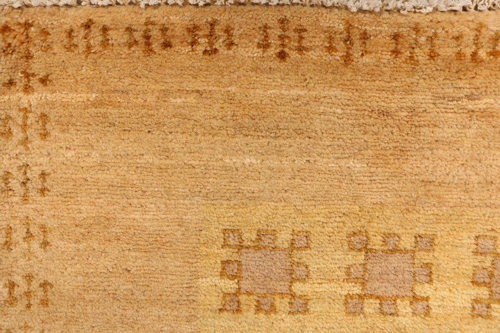 Tan Gabbeh 2' 7 x 4' 11 - No. 34131 - ALRUG Rug Store