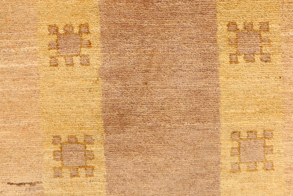 Tan Gabbeh 2' 7 x 4' 11 - No. 34131 - ALRUG Rug Store