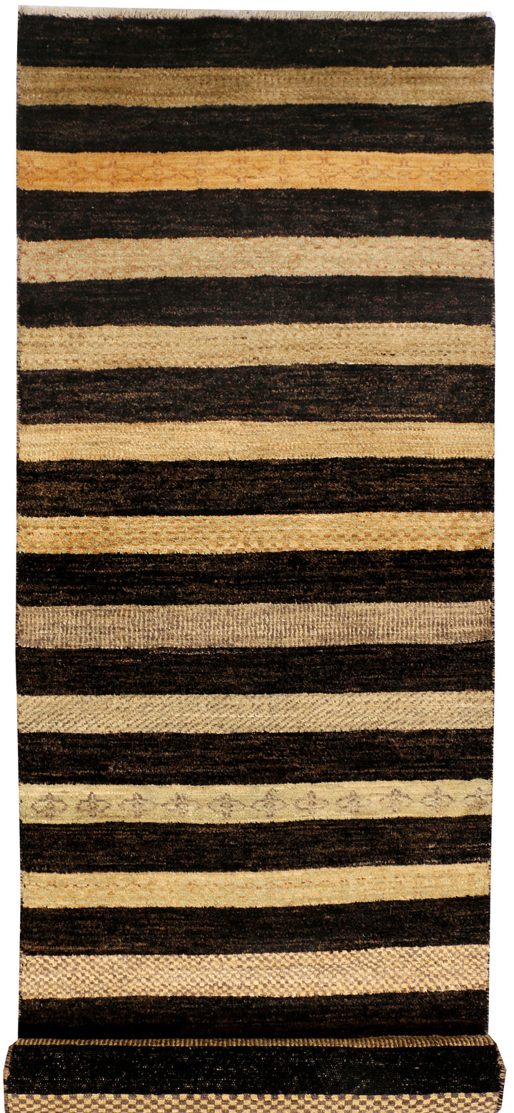 Navajo White Gabbeh 2' 7 x 10' - No. 34172 - ALRUG Rug Store