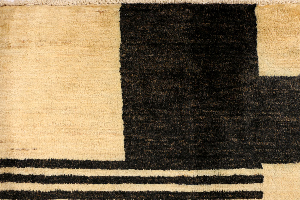 Navajo White Gabbeh 5' 7 x 7' 9 - No. 34185 - ALRUG Rug Store