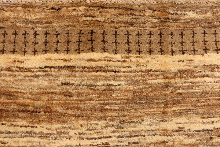 Navajo White Gabbeh 5' 7 x 8' 1 - No. 34186 - ALRUG Rug Store