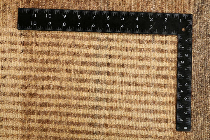 Tan Gabbeh 5' 6 x 8' 2 - No. 34192 - ALRUG Rug Store