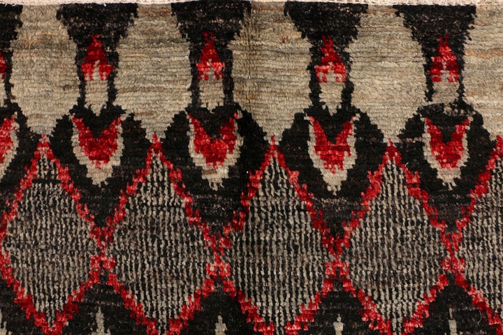 Multi Colored Ikat 5' 11 x 9' - No. 34202 - ALRUG Rug Store