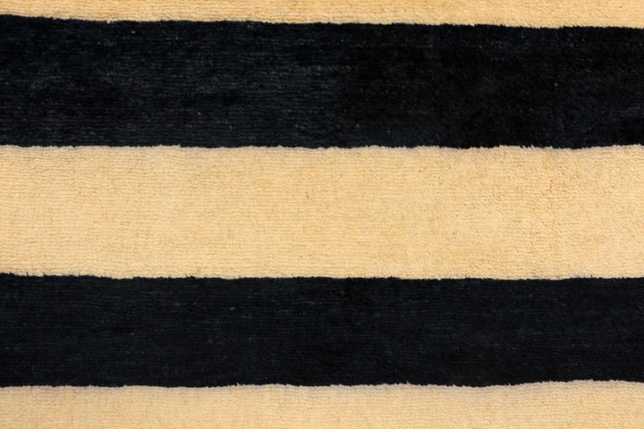 Navajo White Gabbeh 2' 1 x 3' - No. 34323 - ALRUG Rug Store