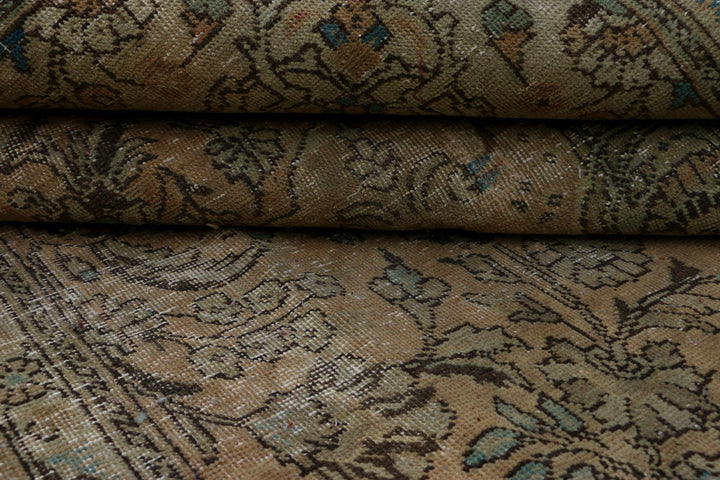 Tan Vintage 6' 4 x 9' 11 - No. 37541 - ALRUG Rug Store