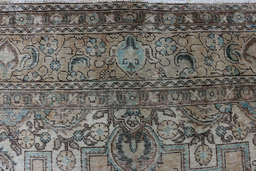 Tan Vintage 7' 6 x 10' 4 - No. 37557 - ALRUG Rug Store