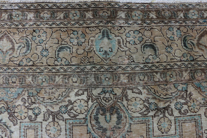 Tan Vintage 7' 6 x 10' 4 - No. 37557 - ALRUG Rug Store