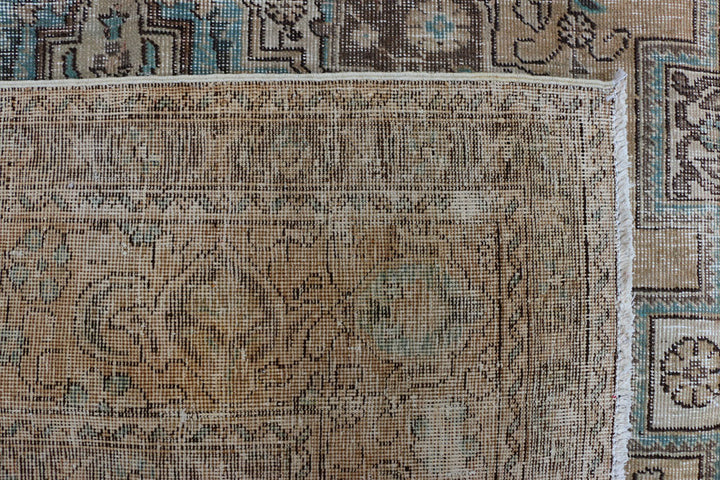 Tan Vintage 7' 6 x 10' 4 - No. 37557 - ALRUG Rug Store