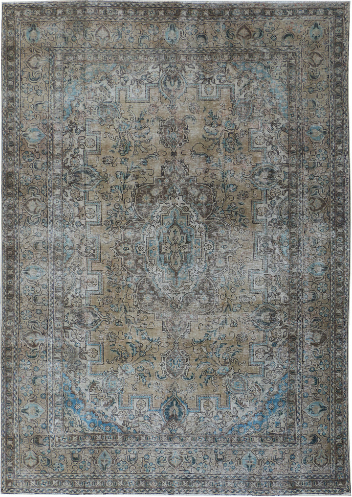 Tan Vintage 7' 6 x 10' 4 - No. 37557 - ALRUG Rug Store