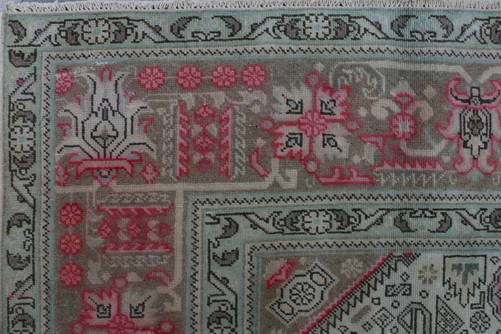 Gainsboro Bakhtiar 7' 10 x 11' 1 - No. 37563 - ALRUG Rug Store
