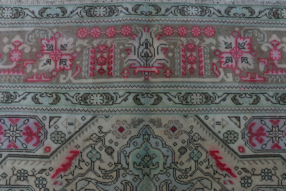 Gainsboro Bakhtiar 7' 10 x 11' 1 - No. 37563 - ALRUG Rug Store