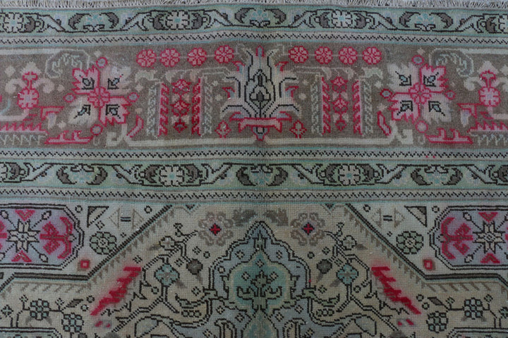 Gainsboro Bakhtiar 7' 10 x 11' 1 - No. 37563 - ALRUG Rug Store