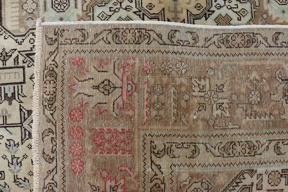 Gainsboro Bakhtiar 7' 10 x 11' 1 - No. 37563 - ALRUG Rug Store