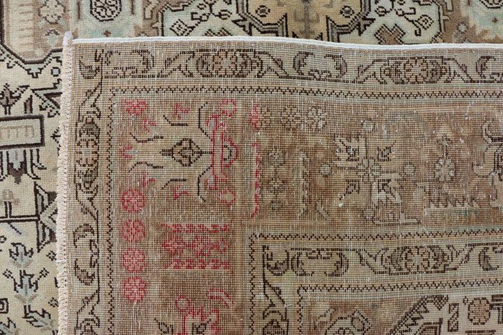 Gainsboro Bakhtiar 7' 10 x 11' 1 - No. 37563 - ALRUG Rug Store
