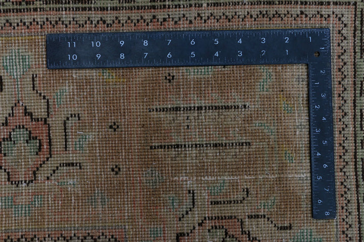 White Vintage 9' 9 x 12' 4 - No. 37566 - ALRUG Rug Store