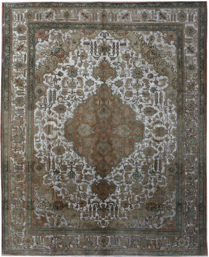 White Vintage 9' 9 x 12' 4 - No. 37566 - ALRUG Rug Store