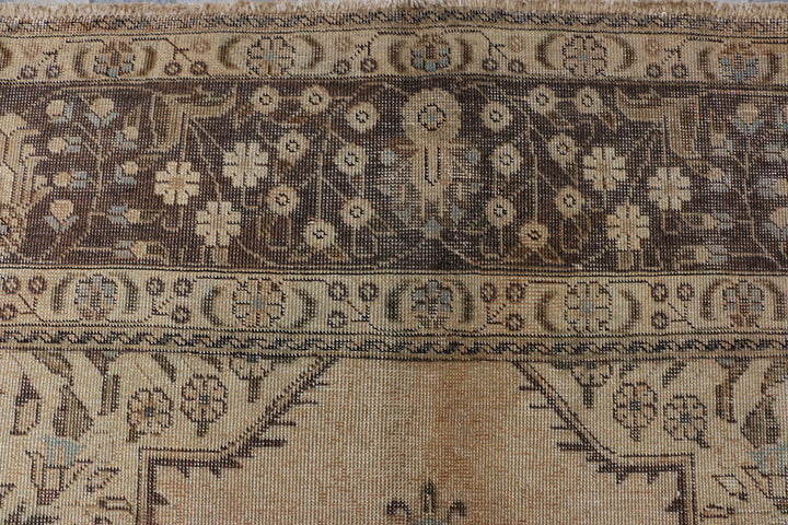 Tan Vintage 9' 11 x 12' 10 - No. 37574 - ALRUG Rug Store