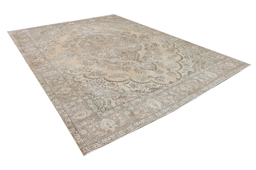 Tan Overdyed 9' 4 x 12' 8 - No. 37575 - ALRUG Rug Store